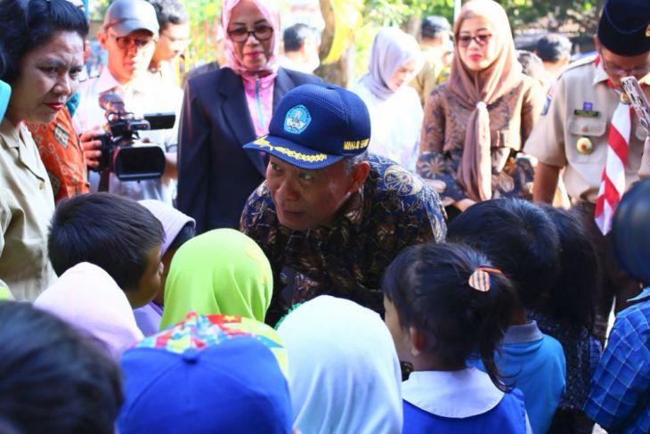Pemerintah Upayakan Dorongan Psikososial dan Sekolah Darurat Pascagempa Lombok