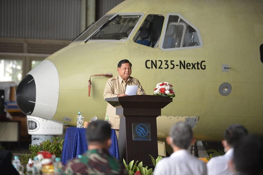 pesawat CN235 buatan PT Dirgantara Indonesia (PTDI)