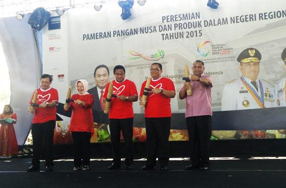 Menteri Perdagangan, Rahmat Gobel menghadiri pameran pangan nusantara di Gorontalo. (Foto  Jeane Gra