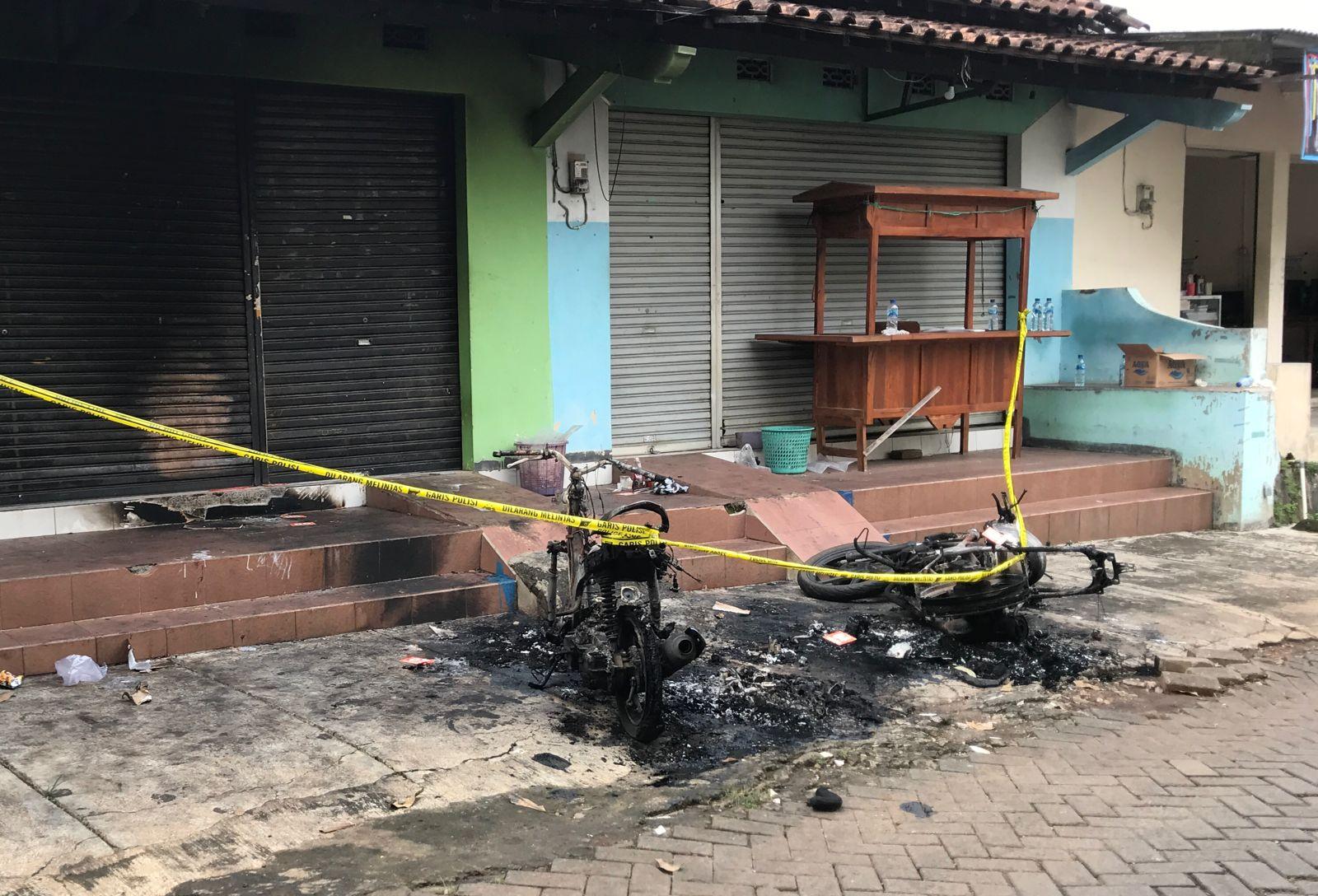 Motor Mahasiswa Papua di Semarang Terbakar