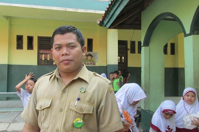 Syamsuri, guru agama penyebar toleransi di Bekasi (Foto: Rio Tuasikal)