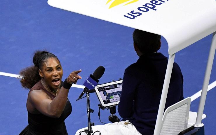 Mendebat Wasit, Serena Williams Didenda Rp254 Juta