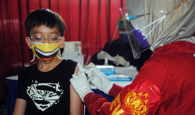 Tumpang Tindih Data Stok Vaksin, Vaksinasi di Jawa Barat Terganggu