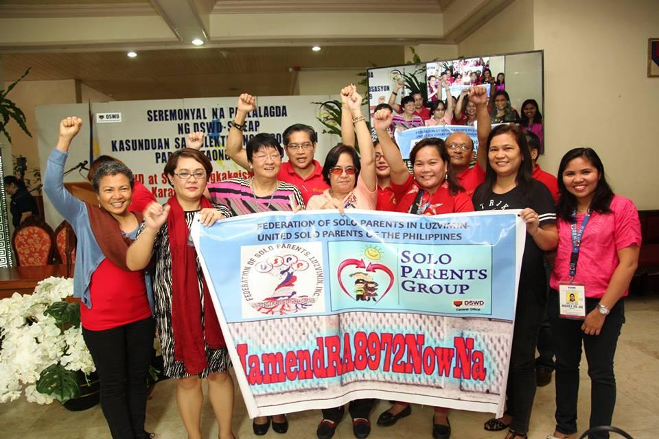 Orangtua Tunggal di Filipina berjuang agar dapat dukungan. (Foto:  Federasi Orangtua Tunggal LUZVIMI