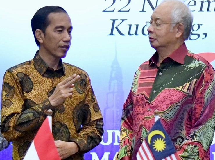 Kunjungi Malaysia, Jokowi Minta PM Najib  Lindungi TKI