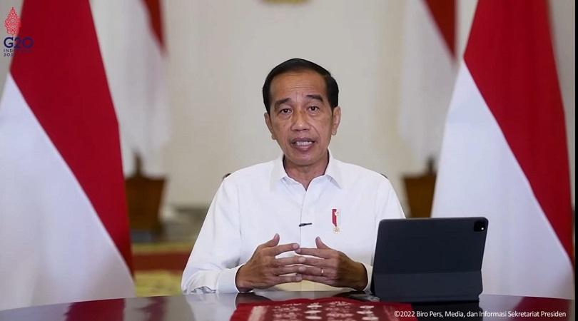 Presiden Joko Widodo saat menyampaikan pencabutan IUP, HGU, dan HGB, di Istana Bogor. Kamis (6/1/22)