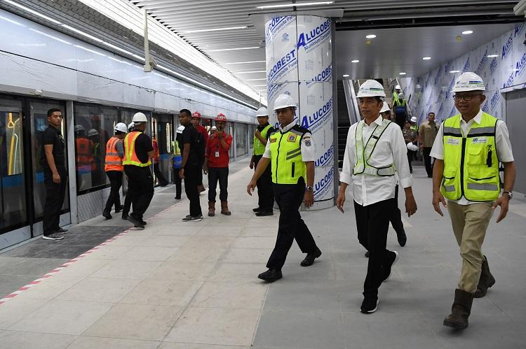 Jokowi  Minta Jalur MRT Kampung Bandan Dimulai 2019