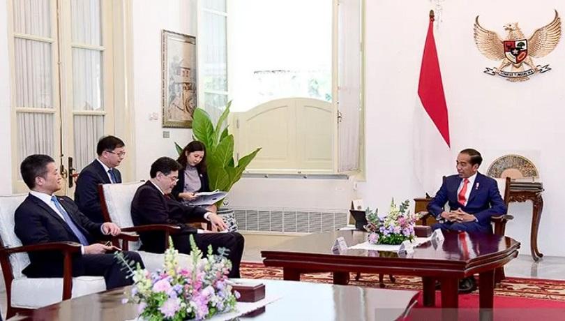 Presiden Jokowi menerima kunjungan Menlu Cina Qin Gang