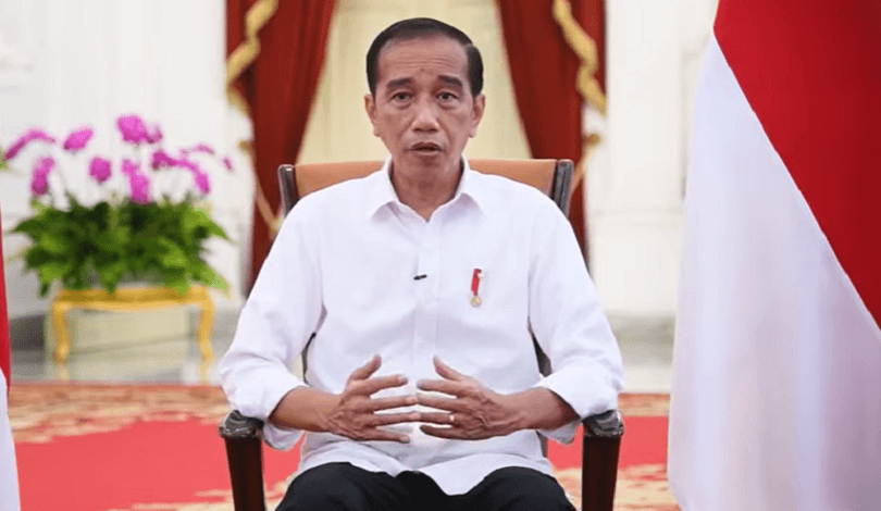 Presiden Jokowi menjelaskan larangan ekspor minyak goreng, Istana, Rabu (27/4/22). (Setpres)