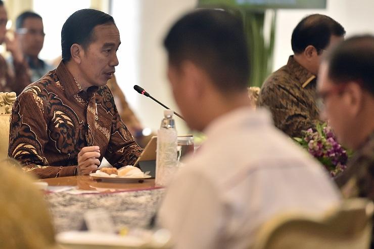 Jokowi Minta Restu Nyapres ke Istri Gus Dur