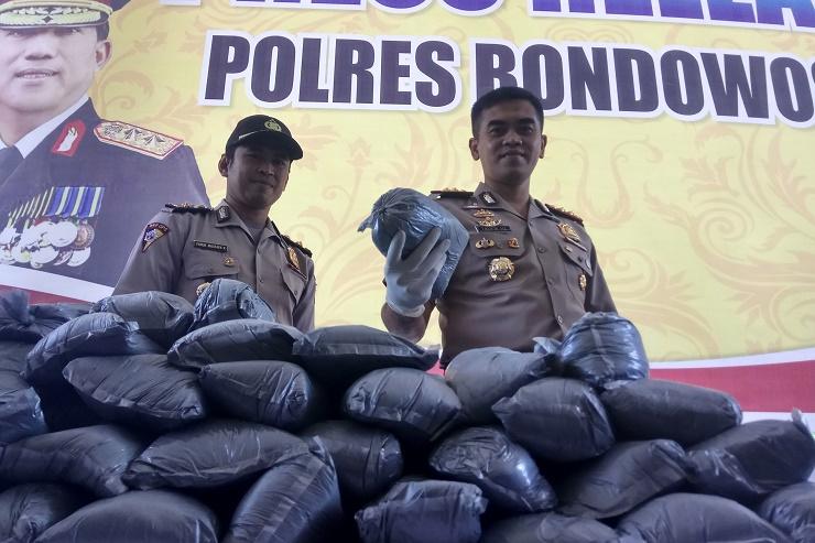 Kepolisian Bondowoso Sita Seratusan Kilo Bahan Peledak