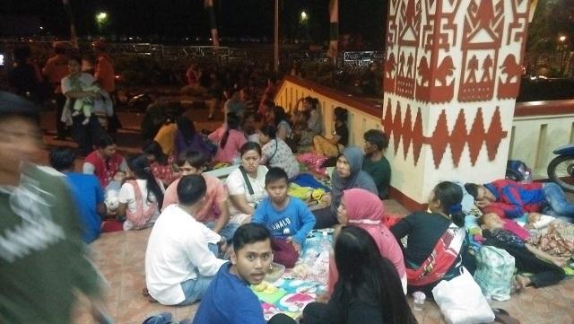 Sempat Mengungsi Usai Gempa, Warga Lampung Kembali ke Rumah