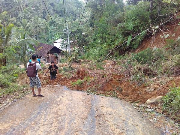 Longsor Trenggalek, Satu Kecamatan Terisolasi Tiga Hari