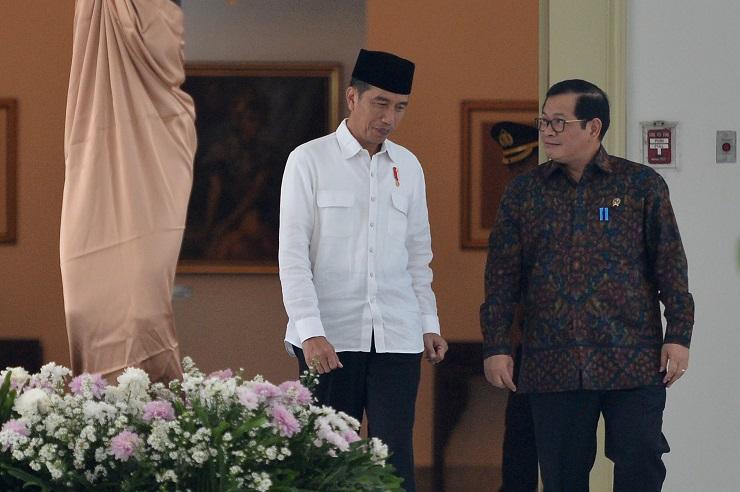 Ini Sebab Jokowi Tambah 4 Staf Khusus