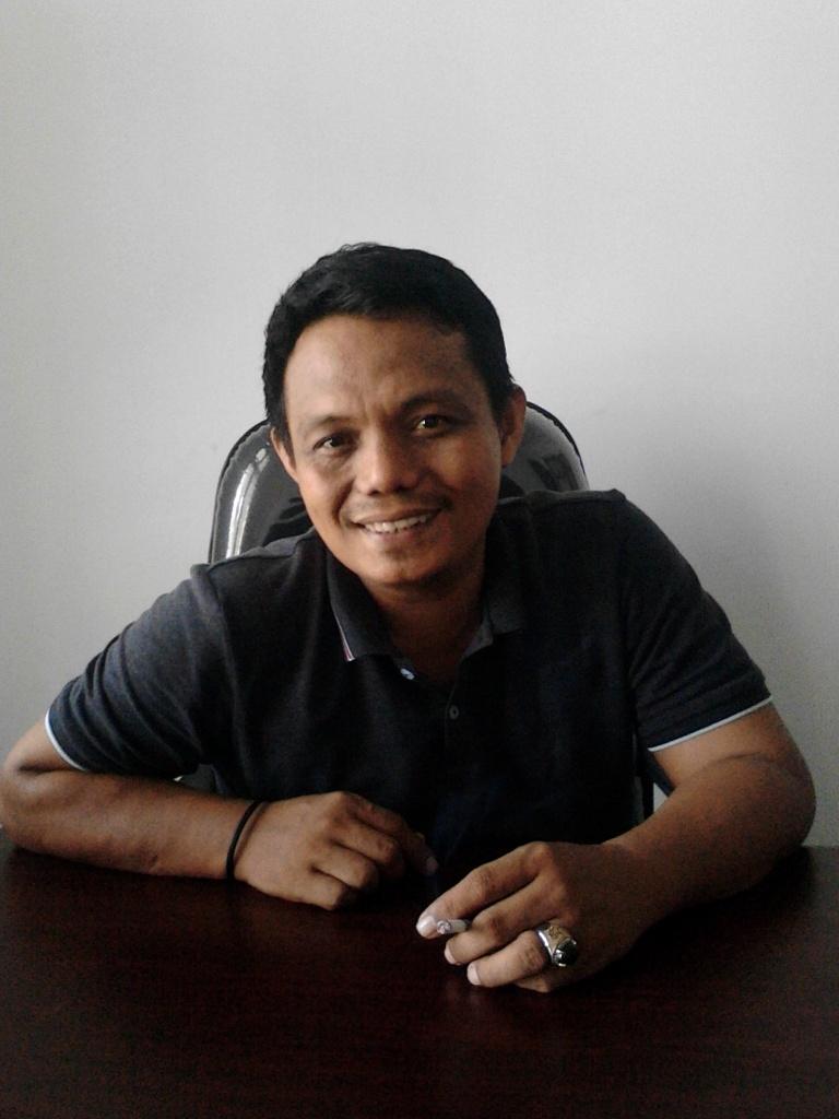 Ketua Devisi Hukum dan Pengawasan KPU Kota Ternate Soleman Patras. Foto: KBR/Idhar Abd Rahman