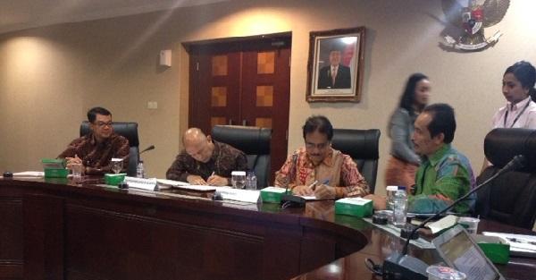 Kepala Staf Kepresidenan, Teten Masduki dan Menteri Perencanaan Pembangunan Nasional (PPN/Bappenas) 