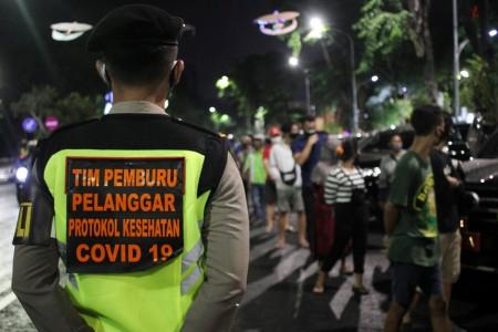 Jokowi Minta Luhut dan Doni Kawal Penanganan Covid, Ini Tugasnya