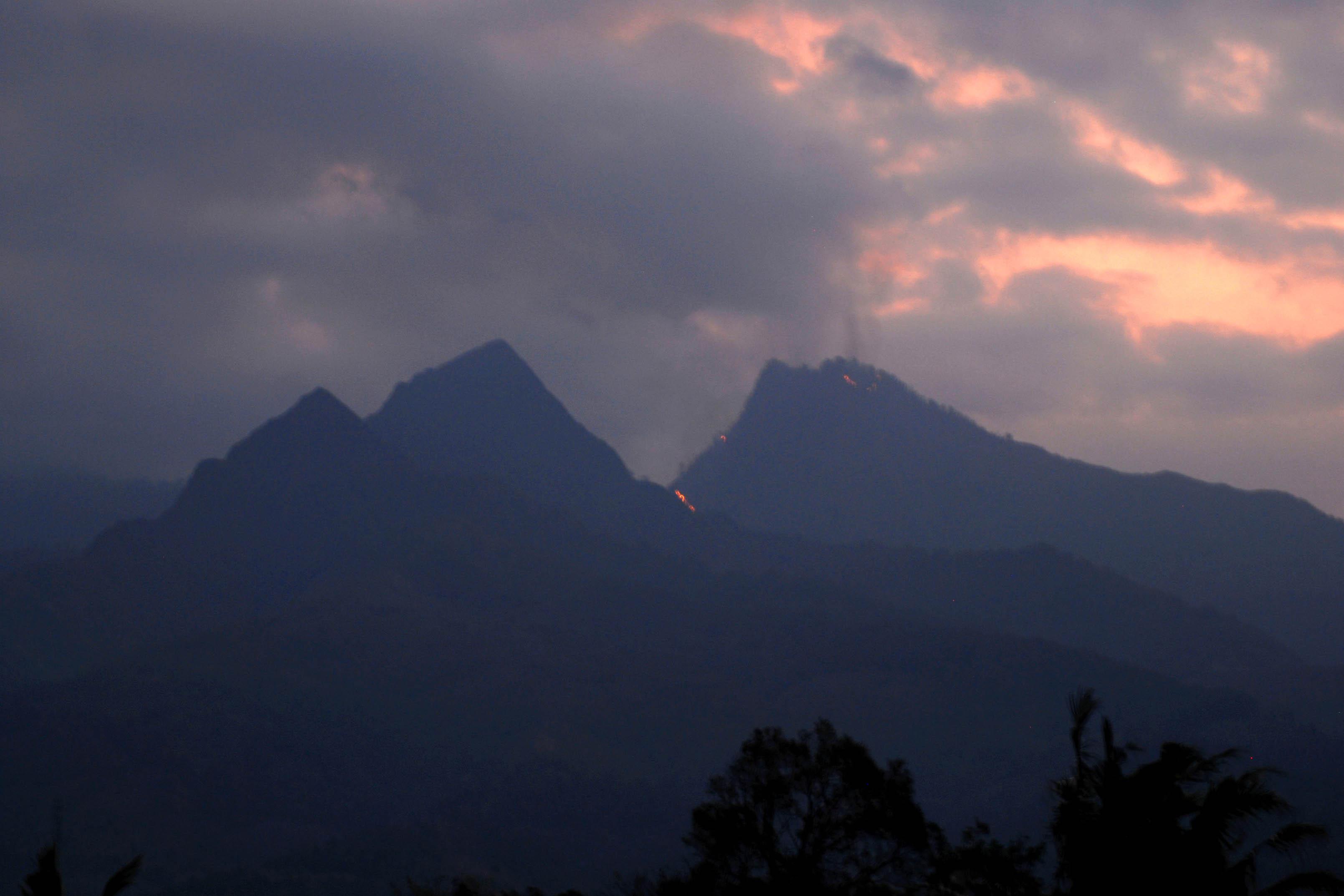 Alun-alun Gunung Gede Kebakaran, Taman Nasional Tutup Aktifitas Pendakian