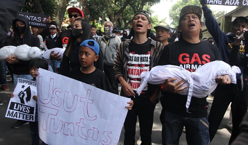 Eks TGIPF Desak Jokowi Bentuk Tim Penyidik Independen Tragedi Kanjuruhan