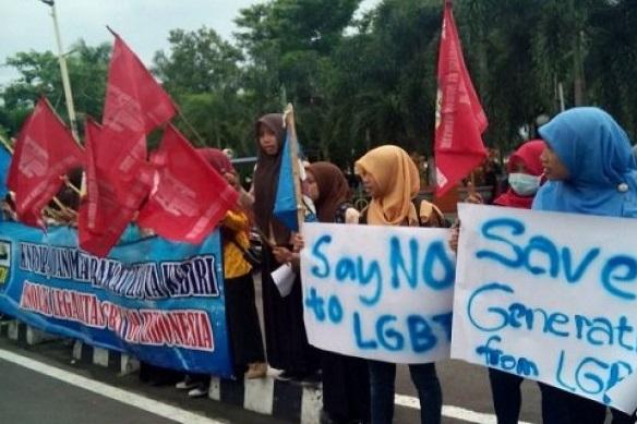 Dipecat Polri Karena  Gay, Brigadir TT Menggugat Lewat PTUN