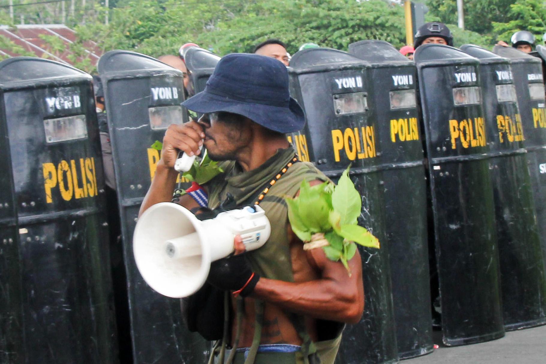 Protes Penersangkaan Veronica, Koalisi Sipil: Polisi Jangan Urusi Kicauan Aktivis HAM
