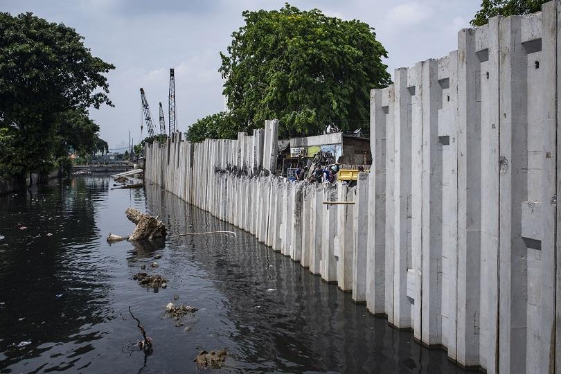 Gubernur Anies Baswedan Rekrut 1.400 Relawan Banjir