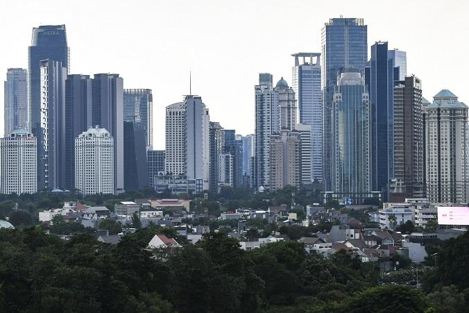 Ilustrasi: Foto pemandangan gedung bertingkat di Jakarta, Kamis (4/11/2021). (Foto: ANTARA FOTO/Gali
