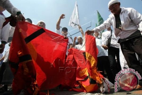 Demo anti komunisme dan PKI (Foto: Antara)