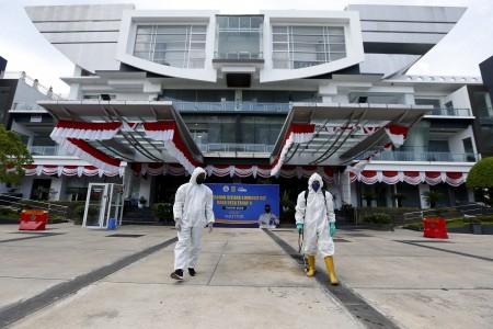 Pandemi Covid, Jokowi Ingatkan Waspadai 3 Klaster