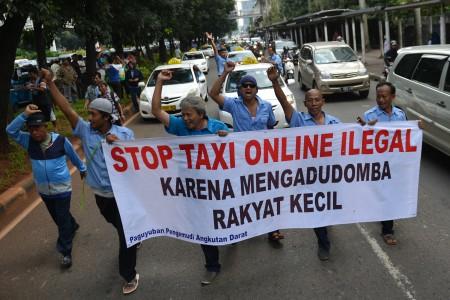 Pemkot Balikpapan Ancam Beri Sanksi Taksi Online Tak Terdaftar