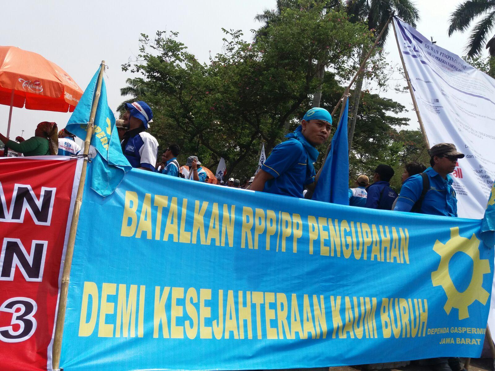 Demo buruh . (Foto: KBR/Bambang)