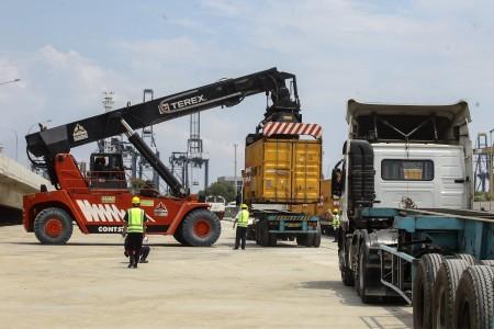 Diprotes, Pelabuhan Tanjung Priok Ubah  Skema Penalti 900 Persen