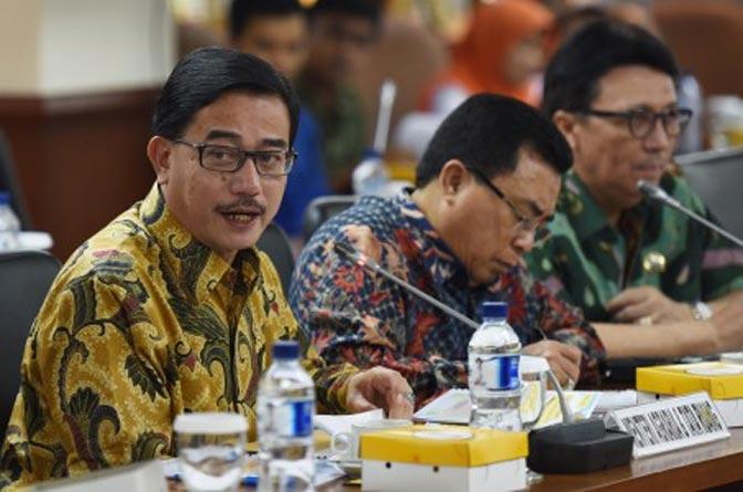 Menteri Tata Ruang Janji Lindungi Kampung Nelayan 