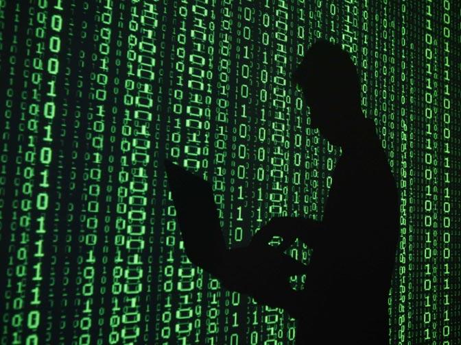 Jaringan Komputer Gedung Putih Disusupi Hacker Rusia 