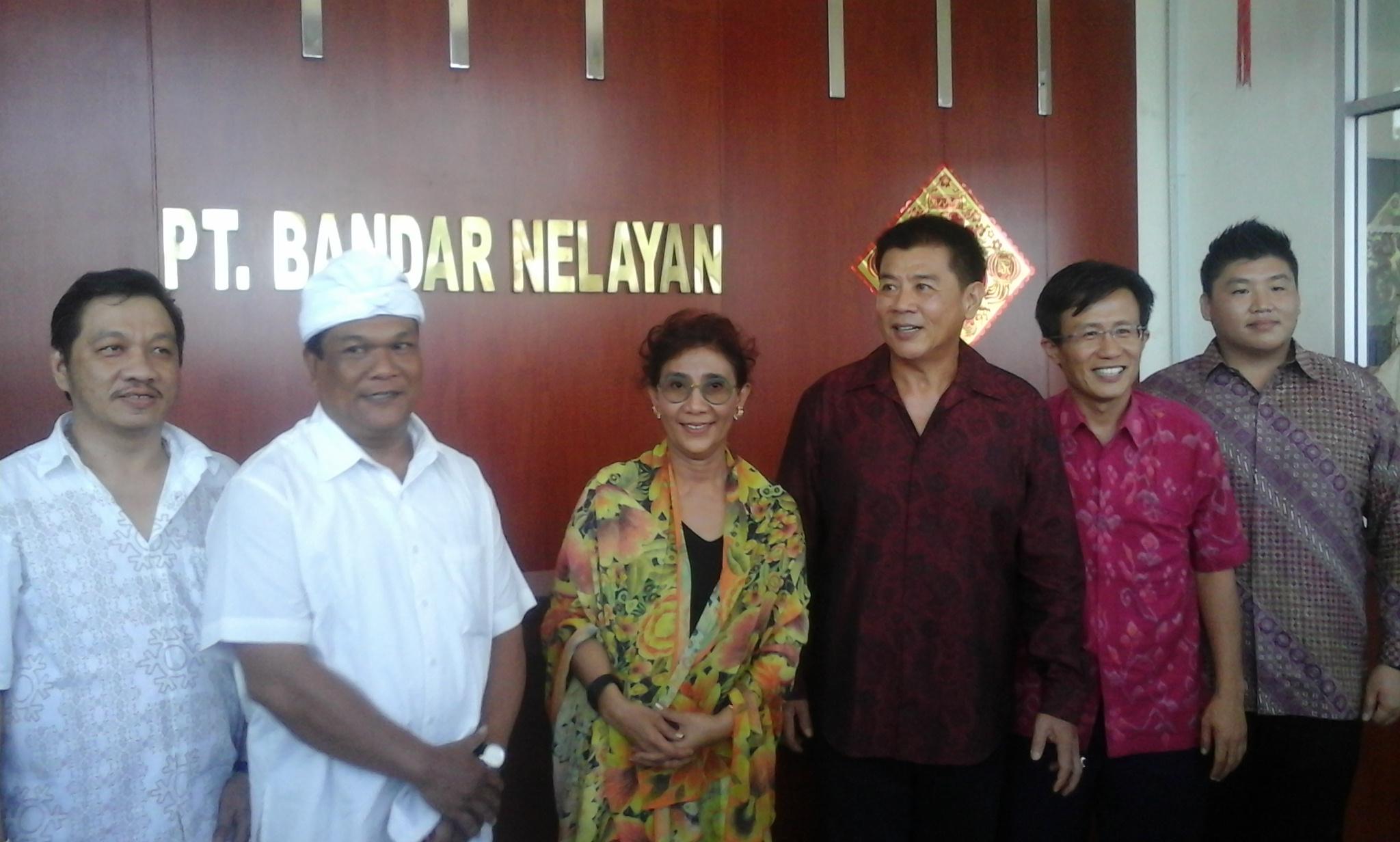 Menteri Susi Bantu Jaring Nelayan Bali