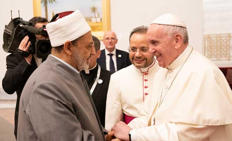 Imam besar Ahmed al-Tayeb dan Paus Fransiskus