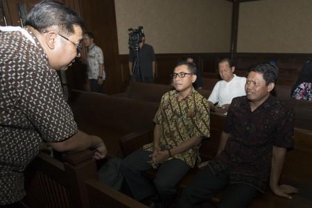 Suap Auditor BPK, Jaksa KPK Tuntut  Pejabat Kemendes   2 Tahun Penjara