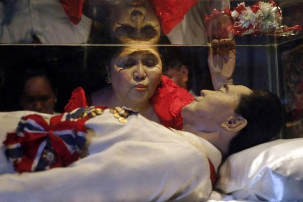 Wacana Pemindahan Jasad Marcos Dikecam Warga Filipina