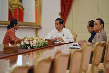 Bertemu Jokowi, Puluhan Sopir Truk Curhat Pungli dan Preman