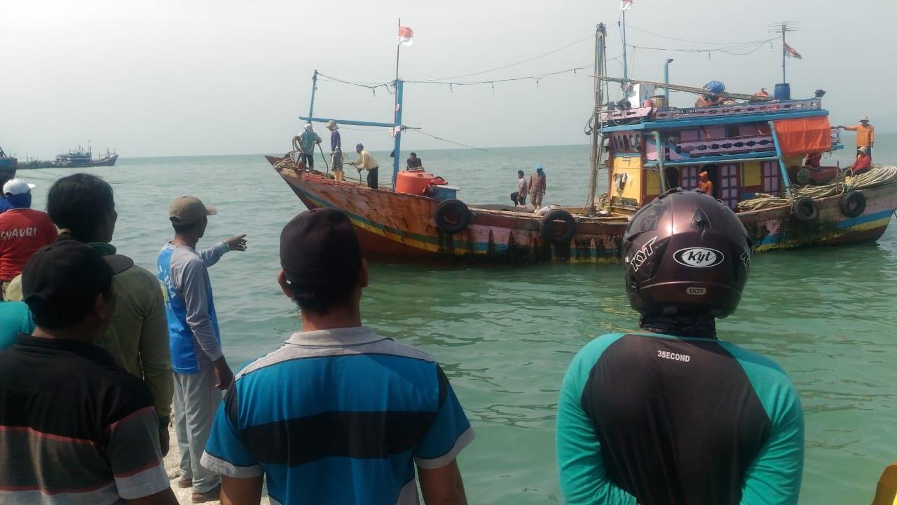 Jangkauan Operasi Dibatasi, Penghasilan Nelayan Cantrang di Rembang Turun 40 Persen