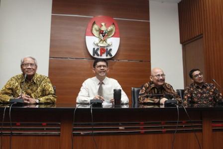 Pansel Serahkan Tiga Nama Calon Hakim Konstitusi ke Jokowi, Semuanya Perempuan
