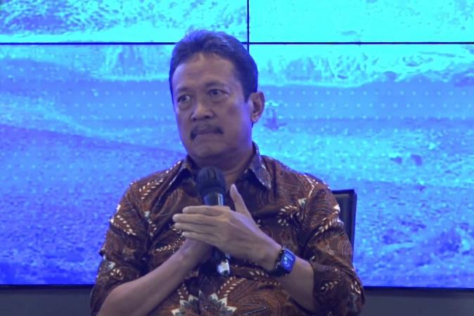 Menteri KKP Ajak LSM Lingkungan Masuk Tim Kajian Ekspor Pasir Laut