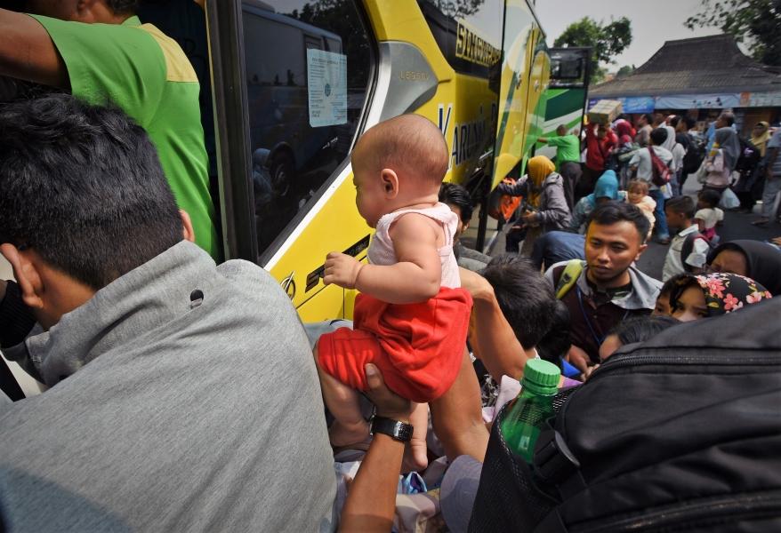 Puluhan Ribu Pemudik Tinggalkan Jakarta Setelah Lebaran