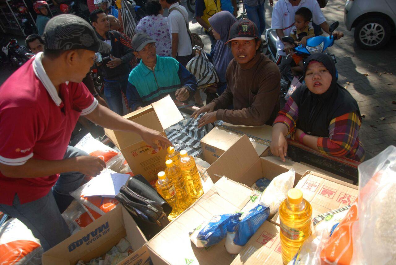 Sepi peminat operasi pasar di pasar Citra Niaga Jombang. Foto: KBR/ Muji Lestari 