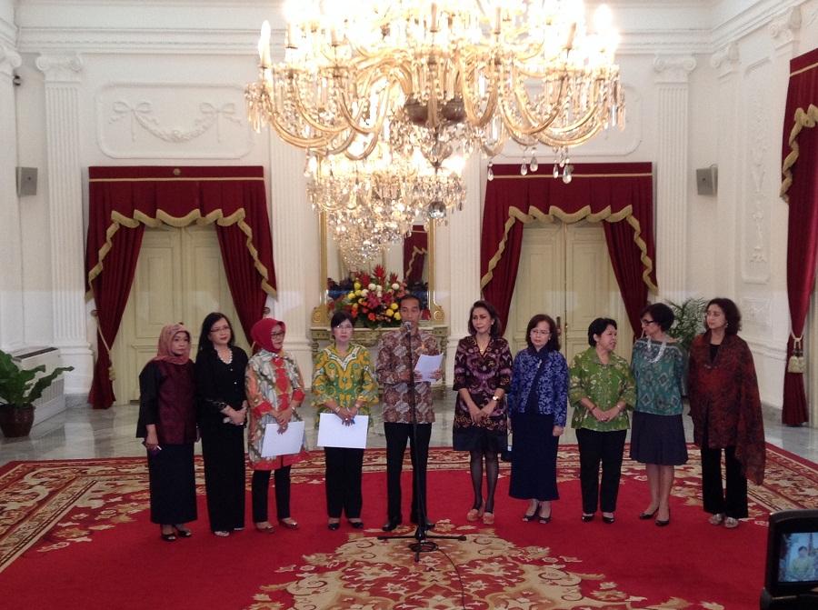 Presiden Joko Widodo menerima laporan dari Pansel KPK. (Foto: KBR/Ais)