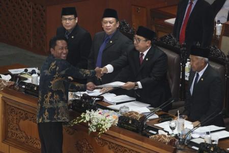 Jokowi Dinilai Tak Serius Tolak Revisi UU MD3