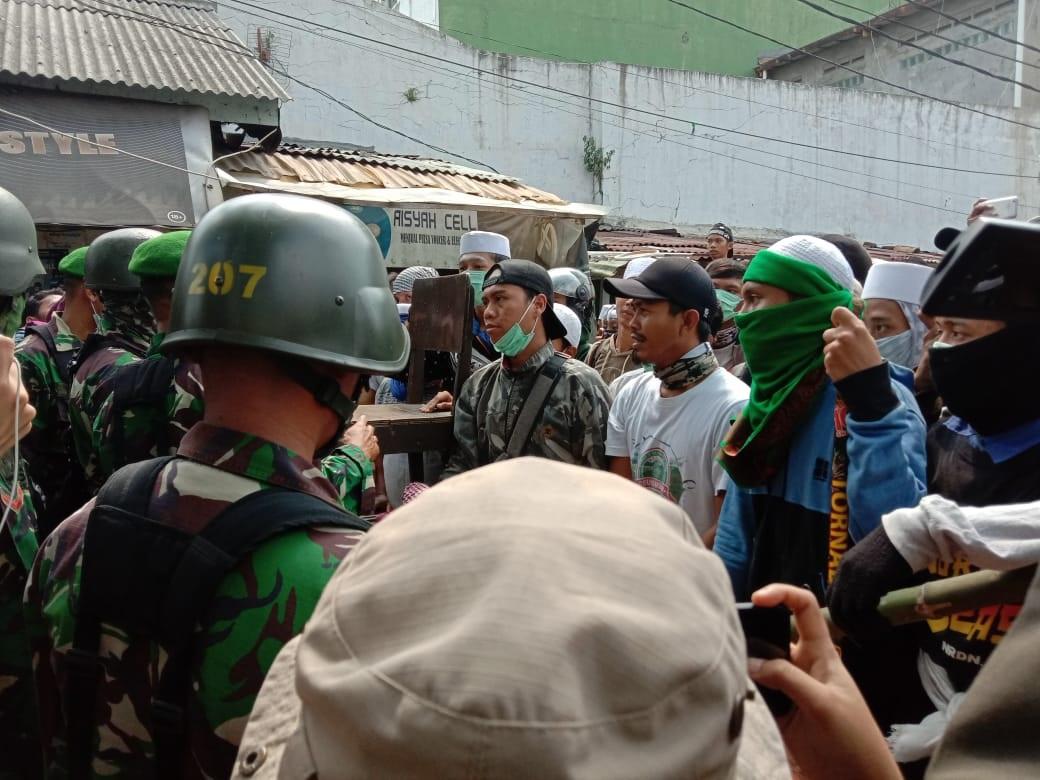 Pasca-Bentrok, Pasukan TNI Turun ke Petamburan