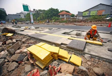 Jadi Sorotan, Anggaran Pembangunan Trotoar Jakarta Dipangkas Rp204 Miliar