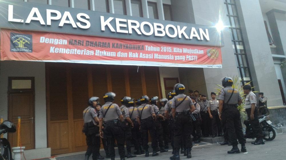 Kerap Rusuh, 10 Napi Penjara Kerobokan Dipindah ke Nusa Kambangan