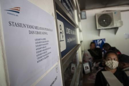Cegah Penyebaran Covid-19, Mulai Hari Ini KAI Batalkan 44 Jadwal Kereta dari Jakarta